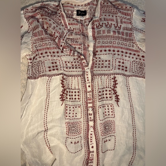 Johnny Was Ivory and Burgundy Embroidered Blouse - Picture 3 of 8